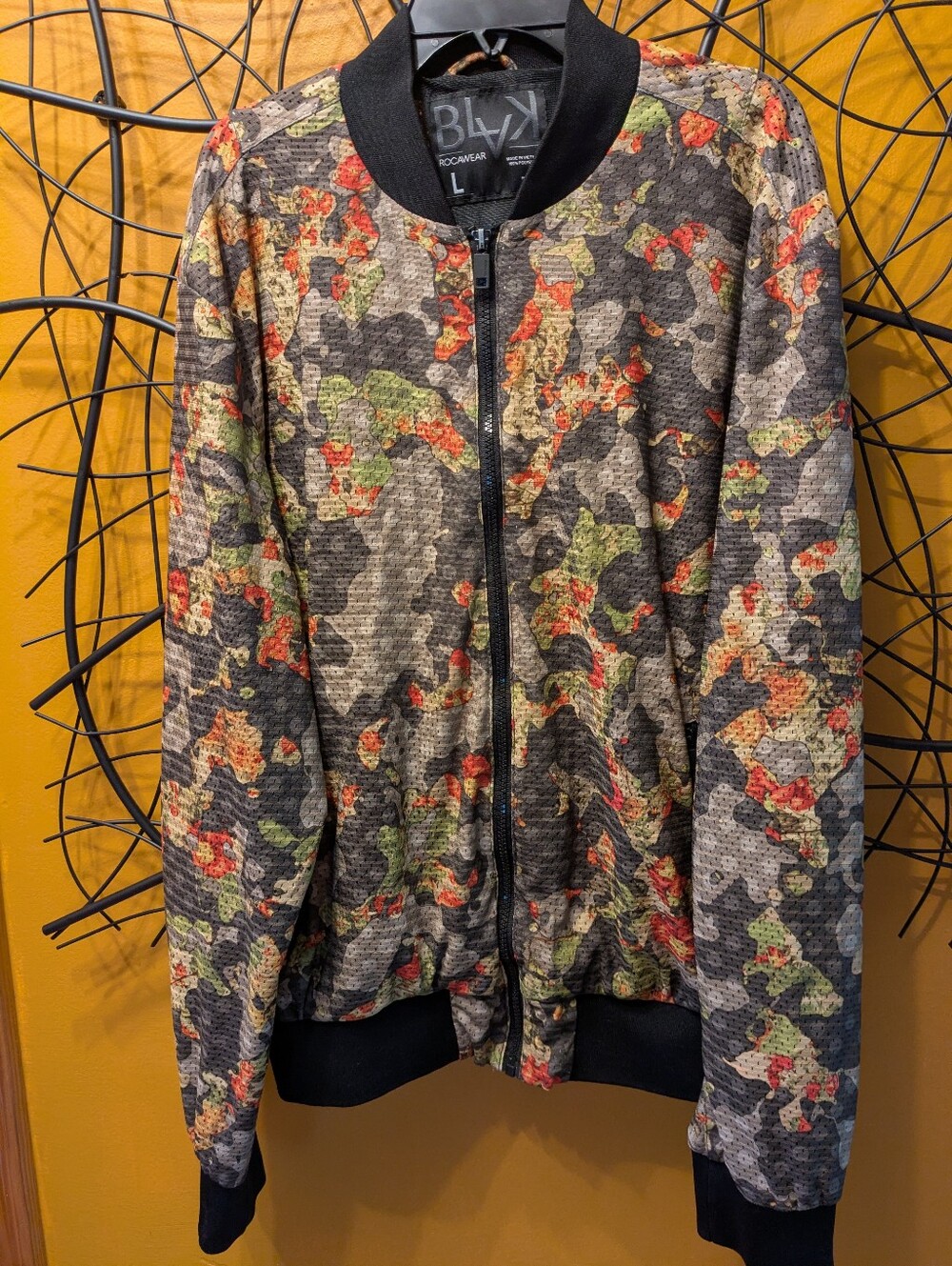 BLK Rocawear Camo Mesh Overlay Full-Zip Bomber Track Jacket (Size L)